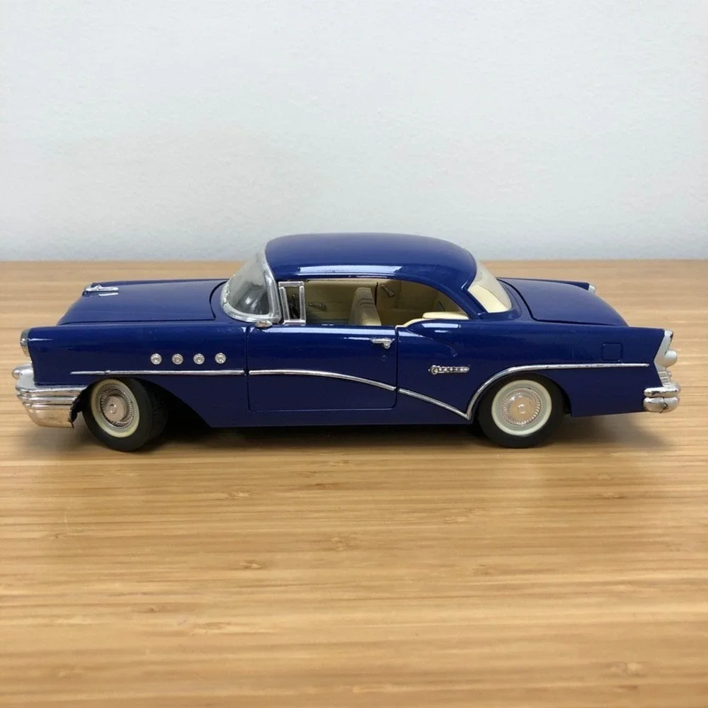 Mira 1955 Buick Century 1:18 Scale Model Blue Diecast Spain Vintage Collectible